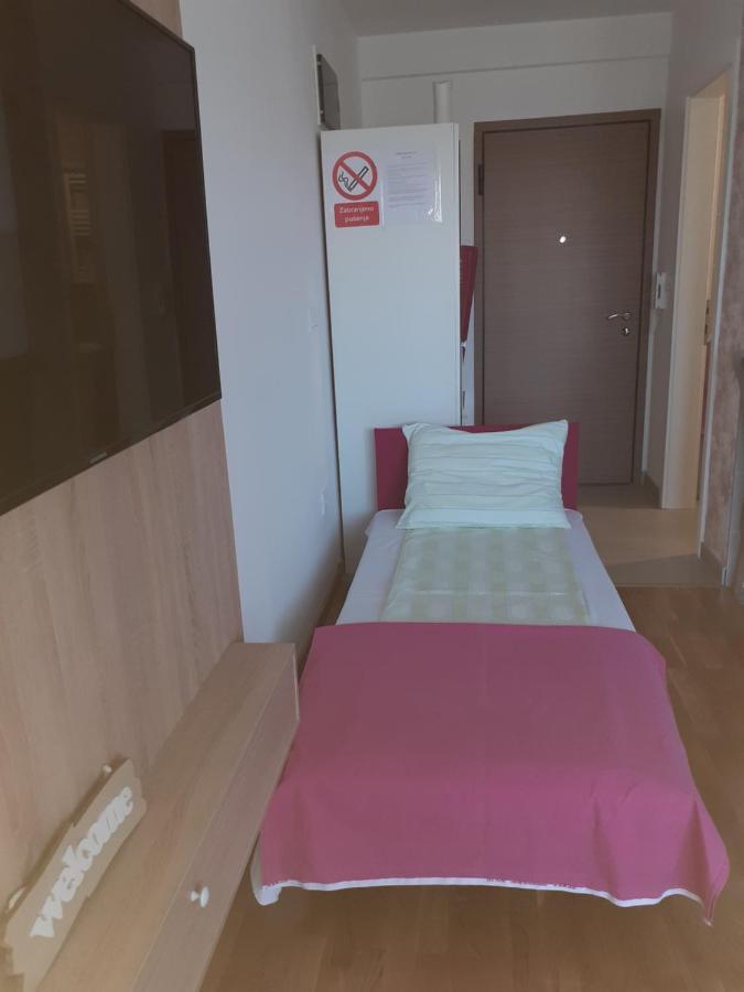 Apartman Krasula Добой Екстер'єр фото